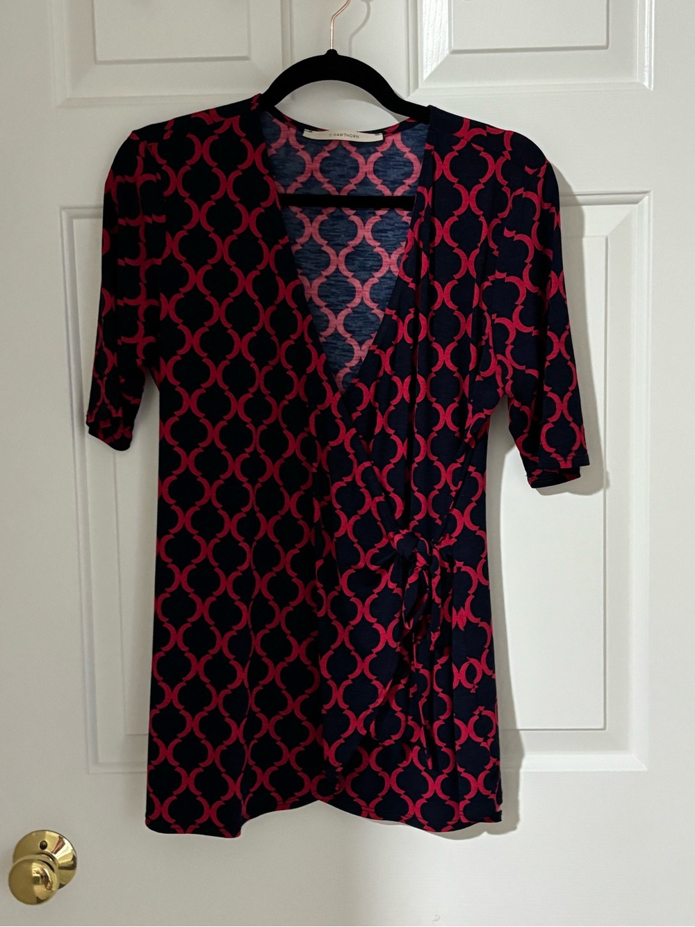 41 Hawthorn Navy Wrap Top with Pink Geometric Print